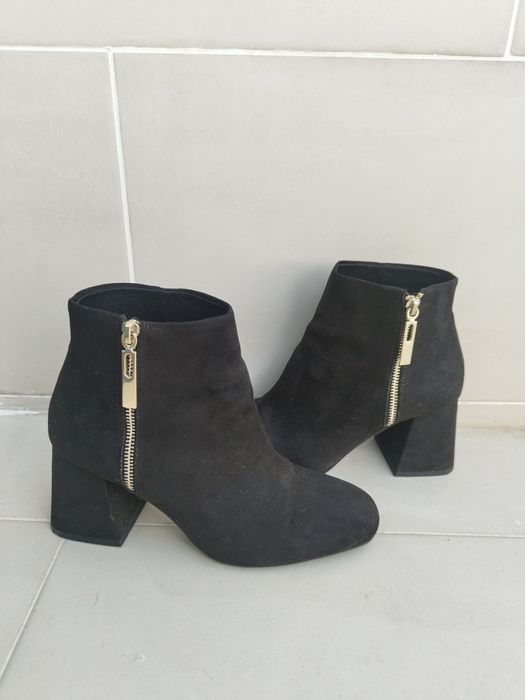 Botas Pretas salto alto Stradivarius