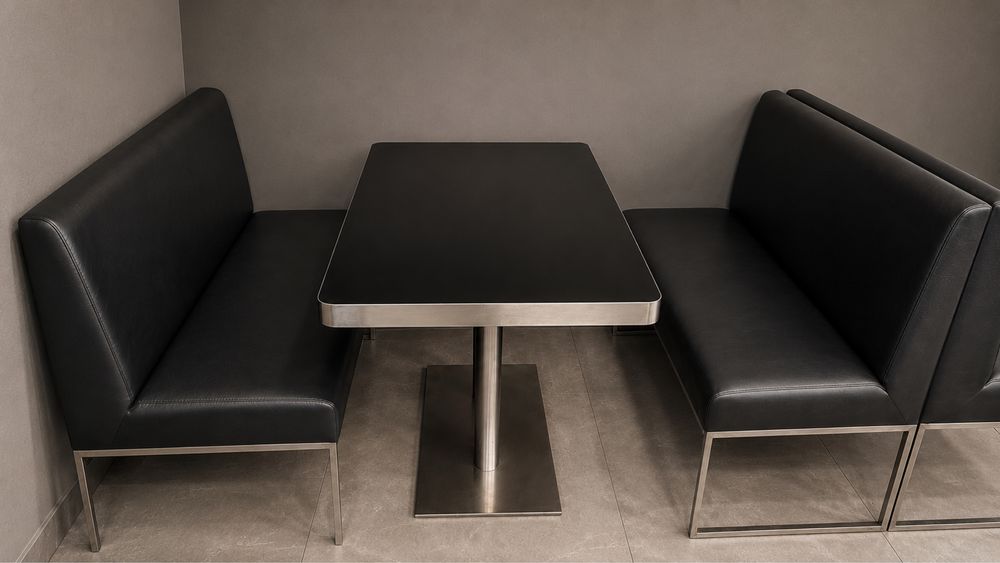Mesas e bancos para lanchonete, cafeteria ou restaurante – Excelente estado