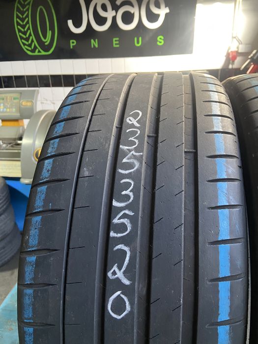 Pneus 235 / 35 R 20 Michelin Pilot Spor 4S TO