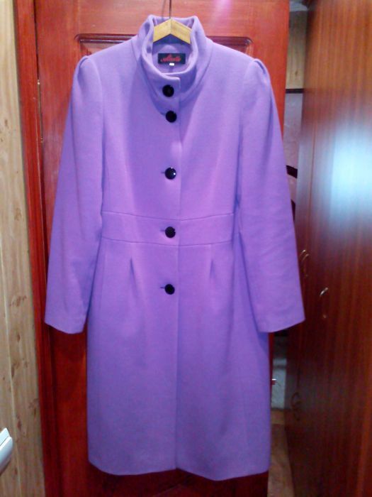 Продам пальто, осень, весна