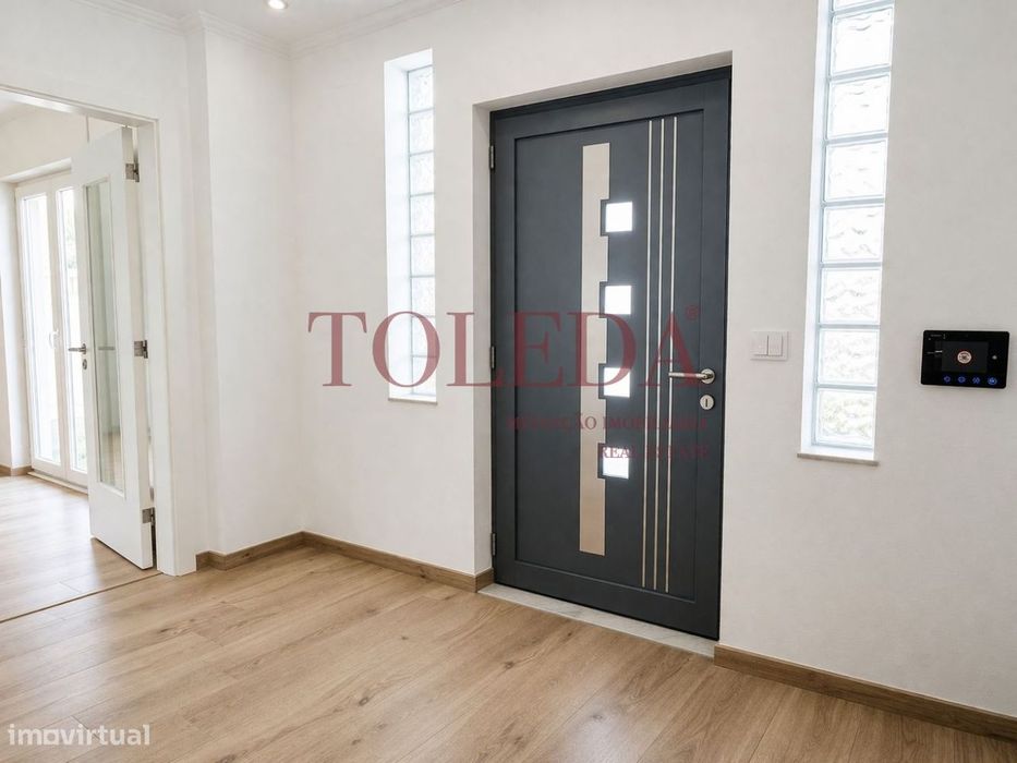 Moradia Isolada T5 com lote de 850m2