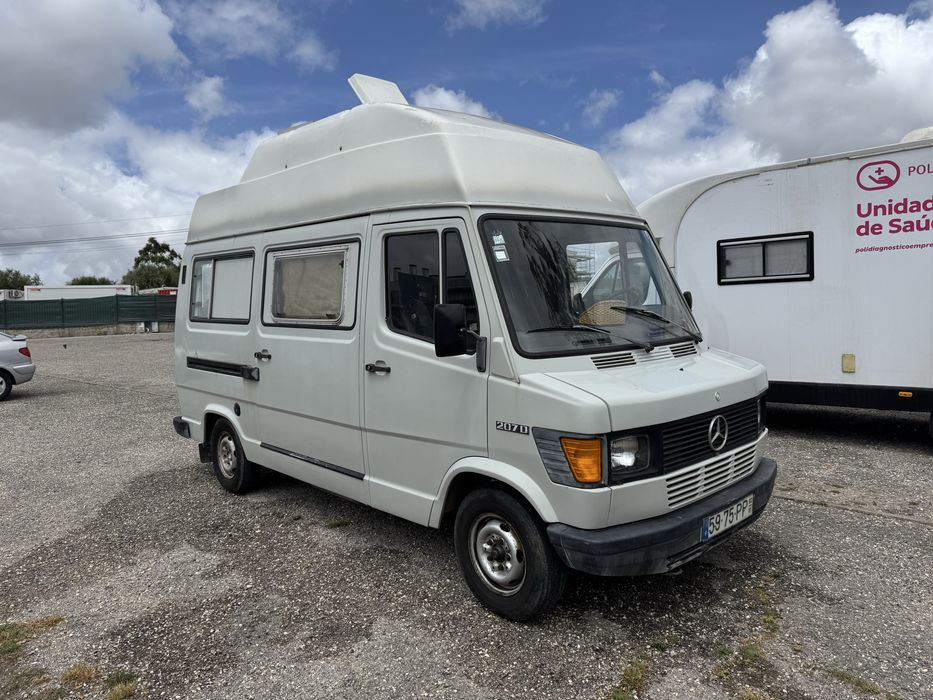 Autocaravana Mercedes 207D