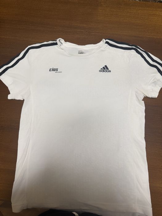 футболка adidas белая
