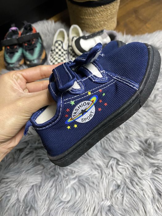 Кросівки zara next sinsay vans