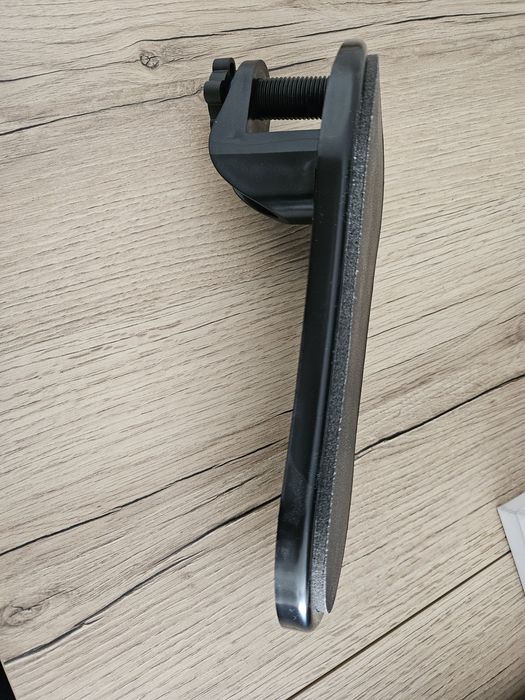 Suporte de braço para secretária