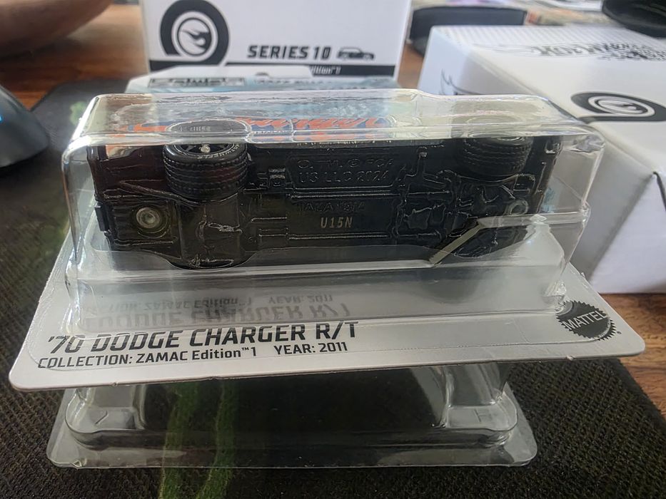 ホットウィール NFT RLC 70 Dodge Charger R/T ホットウィール NFT RLC 70 Dodge Charger R/T Amazon.com: Hot