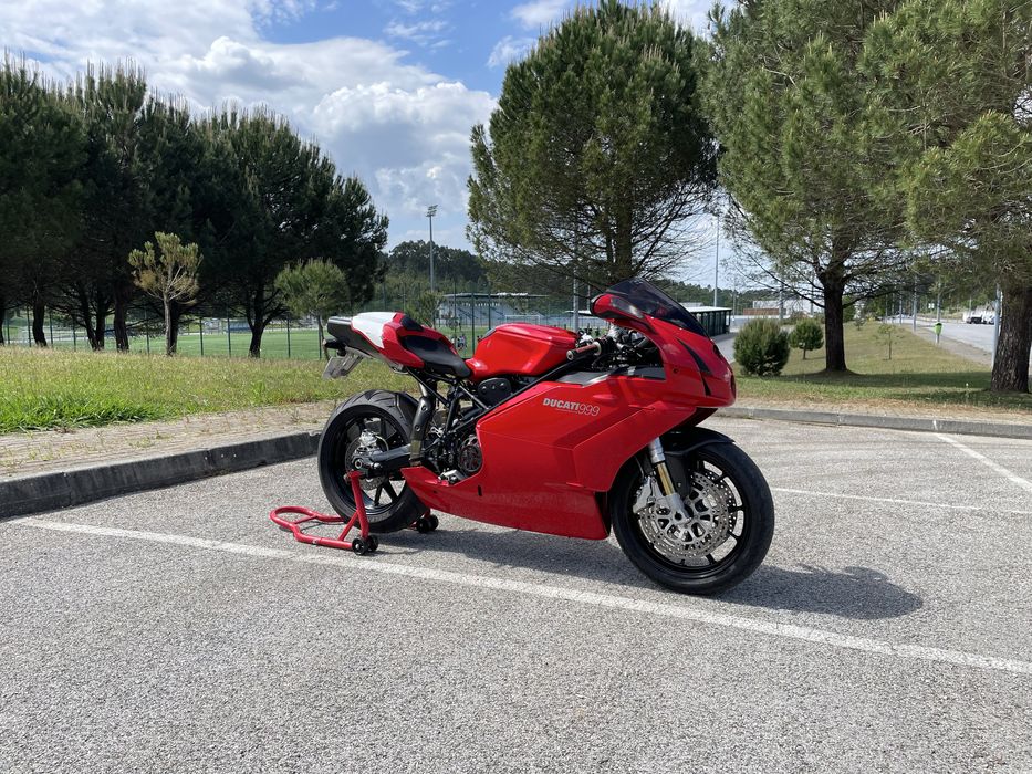 Ducati 999