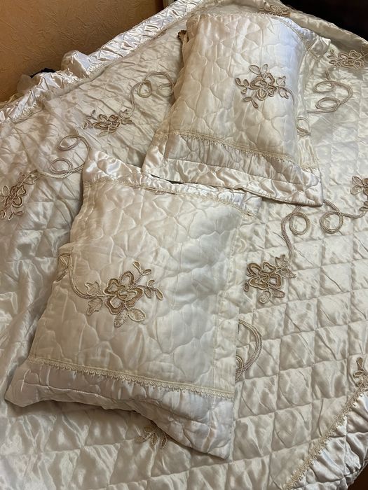 Покрывало  на кровать