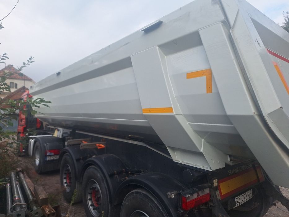 Naczepa stalowa schwarzmuller 26m3