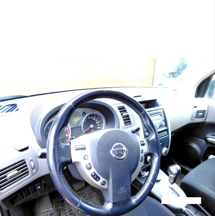 Nissan x-Trail niski przebieg