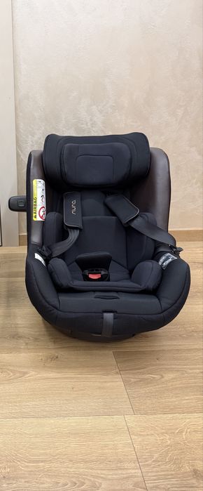 Fotelik samochodowy Nuna Pipa + TODL z bazą obrotową