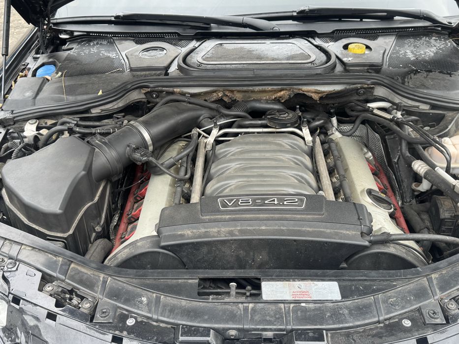 продам AUDI A8S8 4.2
