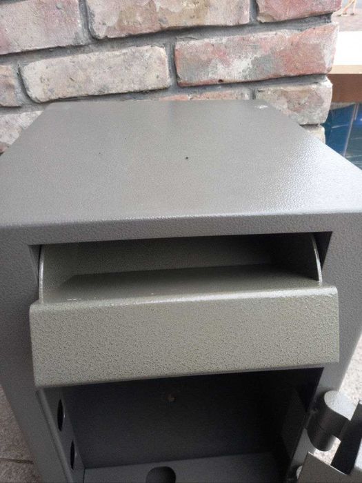 Депозитный сейф Valberg ASD-19