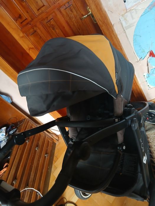 Коляска прогулянкова