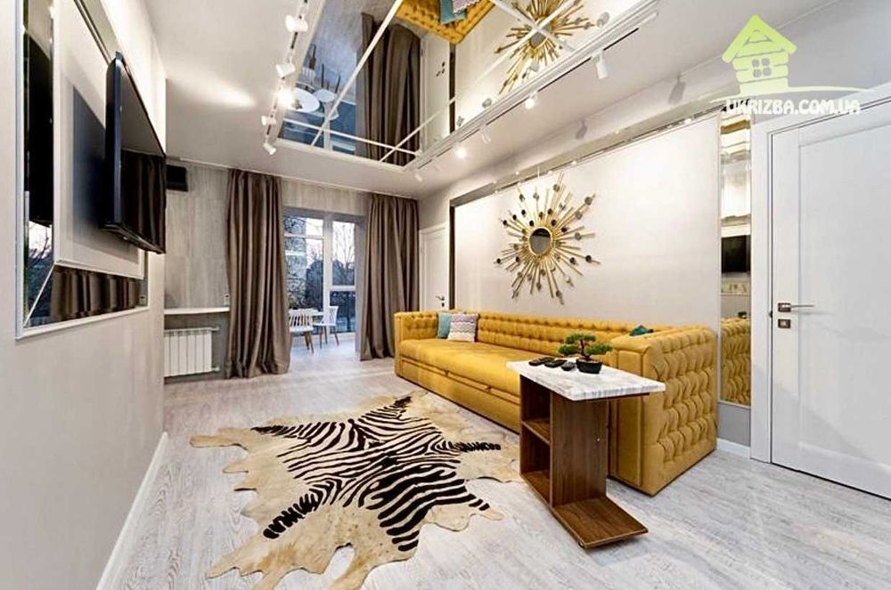 Подобово. 3к. Центр. 2 окремі спальні, джакузі. Бульвар Лесі Українки.