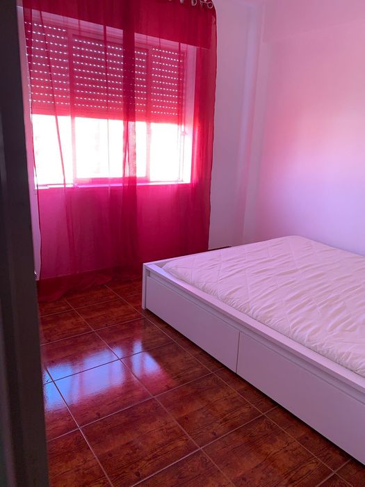 Quarto para arrendar