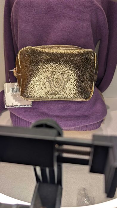 True Religion Rose Gold nerka crossbody new