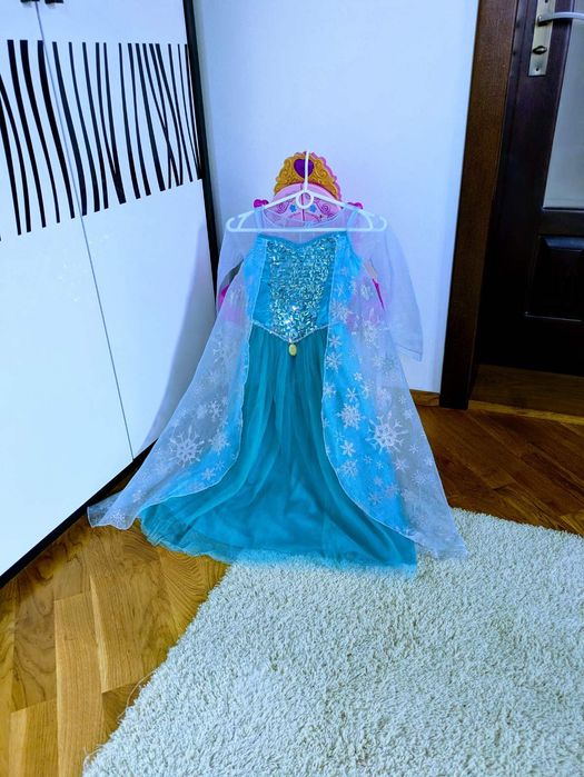 Плаття Сукня платье карнавальний костюм Ельзи