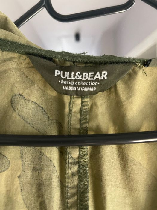 męska kurtka parka - kolor panterka Pull Bear