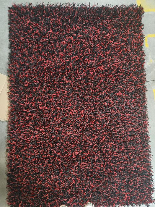 Tapete Shaggy Preto e Vermelho – 120 x 160 cm