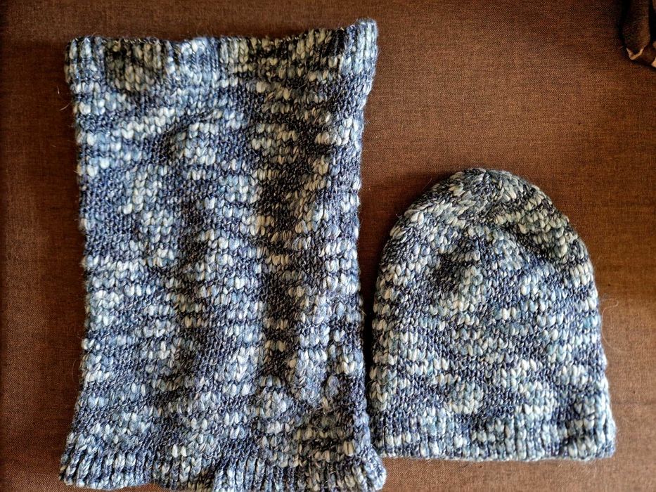 Шапка и шарф, Bugatti