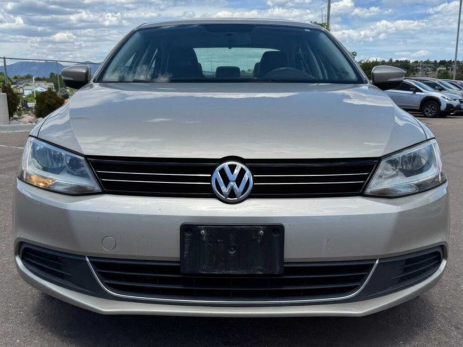 Volkswagen Jetta Se      2013