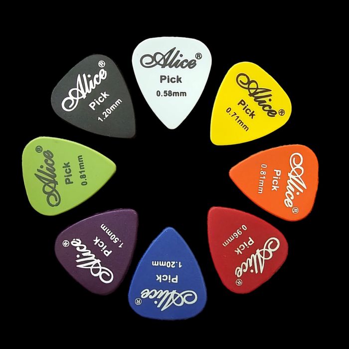 Zestaw 10 kostek gitarowych Alice