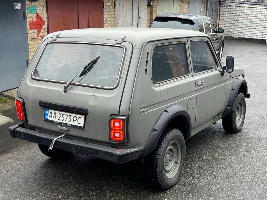 Нива інжектор 2006