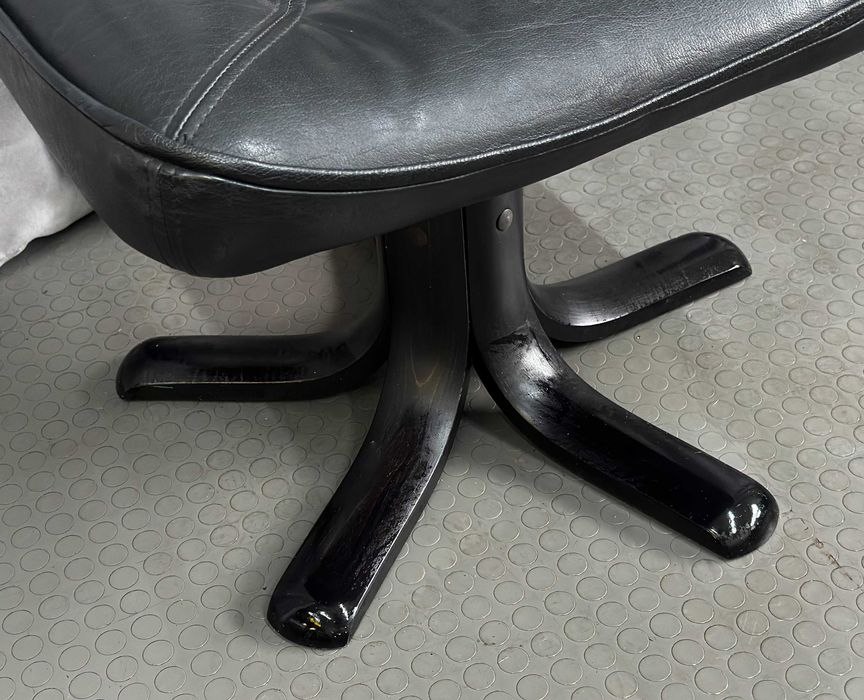 Чорний шкіряний пуф-підніжка/отаманка/шкіряні меблі/пуфи з Європи