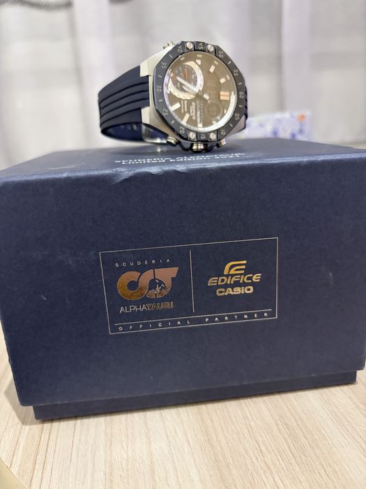 Zegarek Casio EDIFICE ECB-10AT-1AER AT