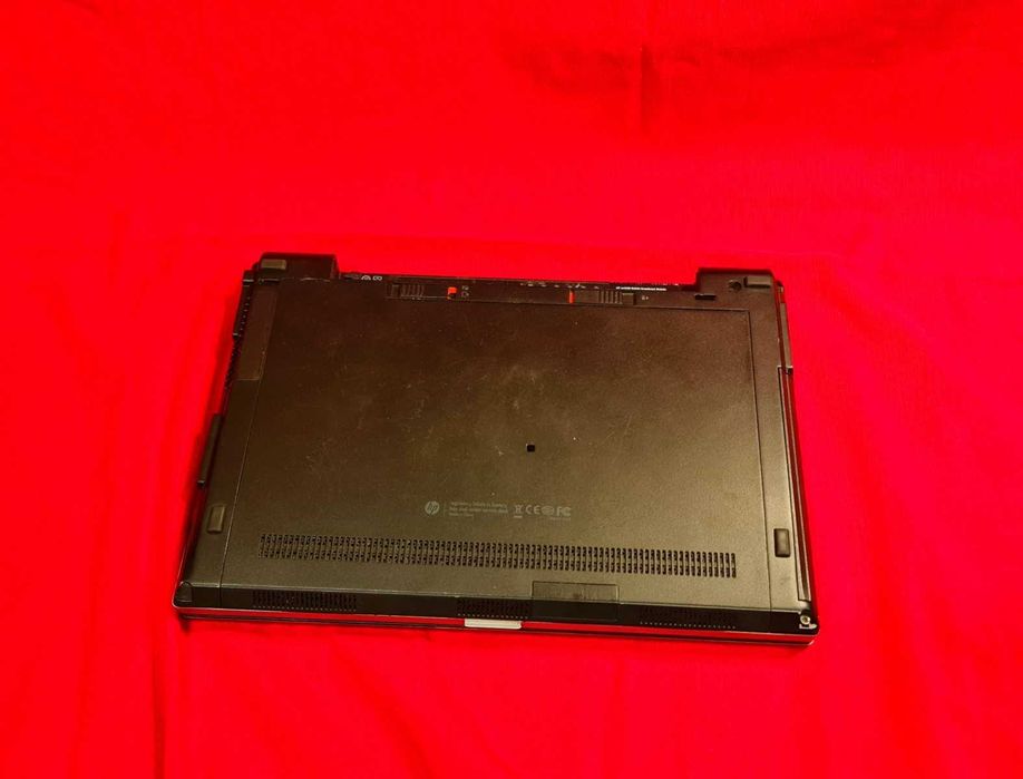 Sprzedam laptop HP Elitebook 2560p 12" i5-2540M 4GB sprawny