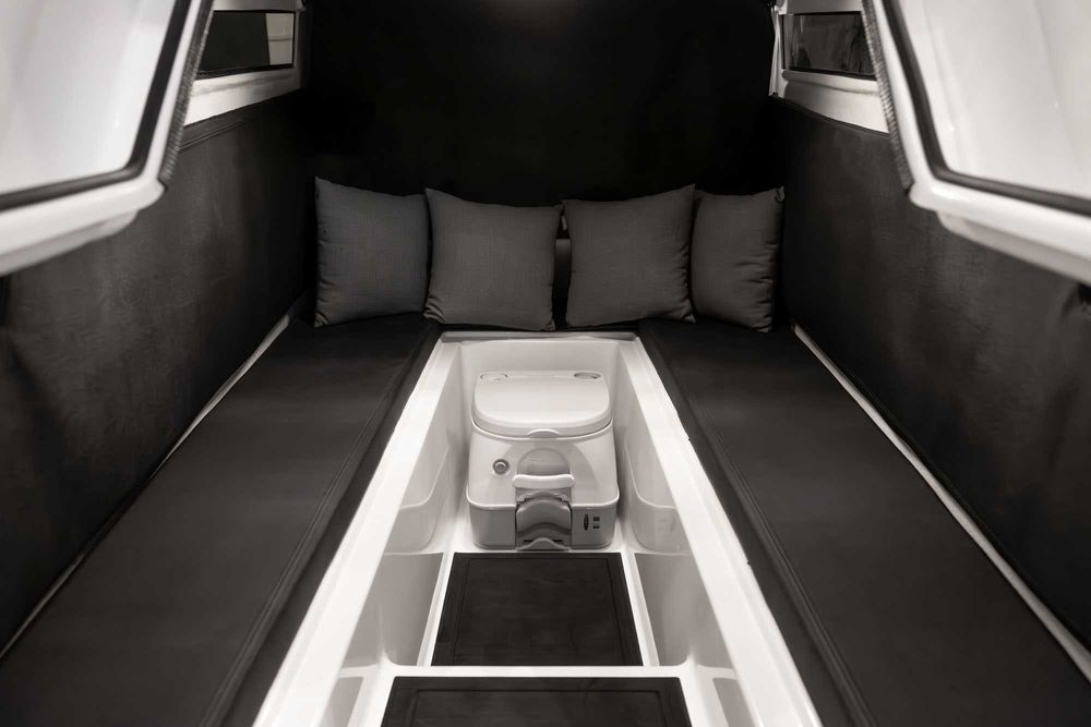 Iron 827 Coupe - Mercury 300, MBOATS - Olsztyn