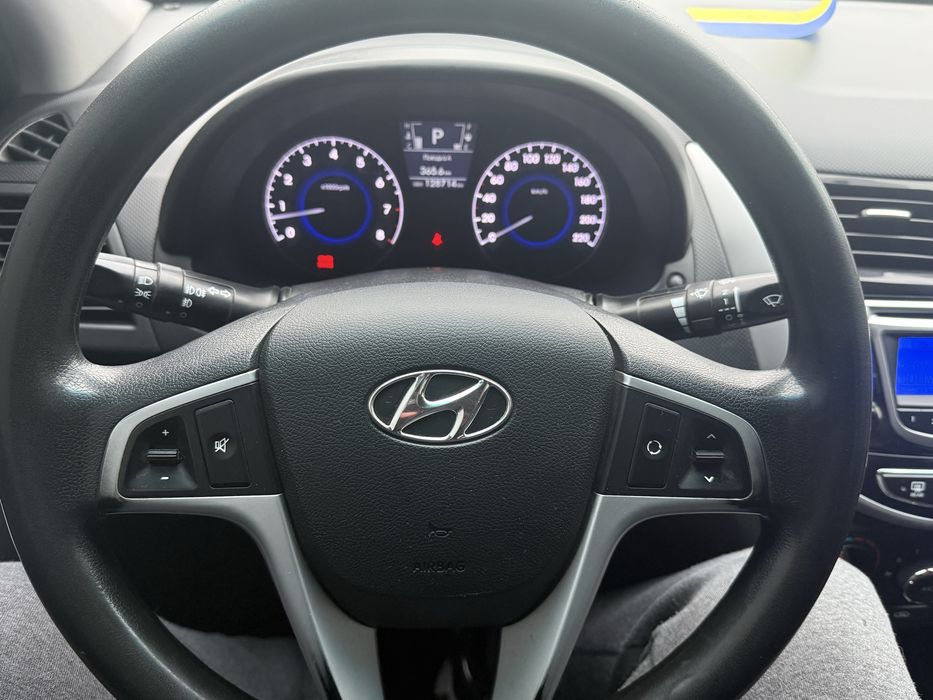 Hyundai Accent Автомат