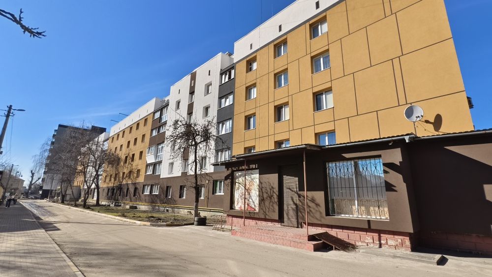 ПРОДАЖ комерції. 1 поверх.  Ірпінь, вул. Миру, 135м2