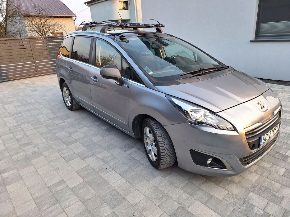 Peugeot 5008 Peugeot 5008 2015, 7-osobowy + bagażnik dachowy