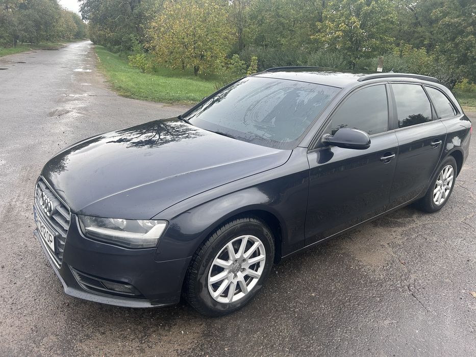 Продам Ауді А4 2013 року