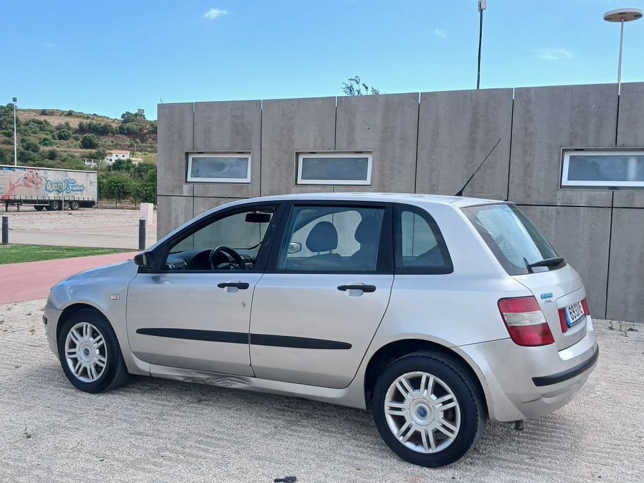Oportunidade fiat stilo 1.2 gasolina caixa 6 velocidades