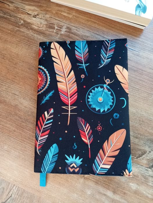 Otulacz na książki. Etui. Okładka.