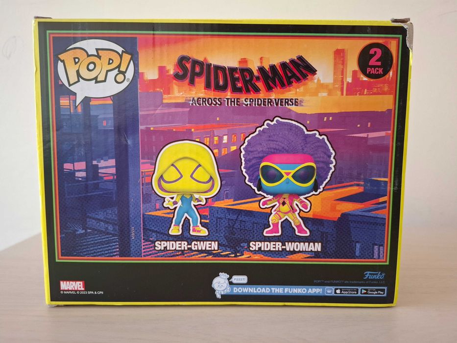 Funko pop Spider Man 2 pack. Spider-Gwen and Spider-Woman.