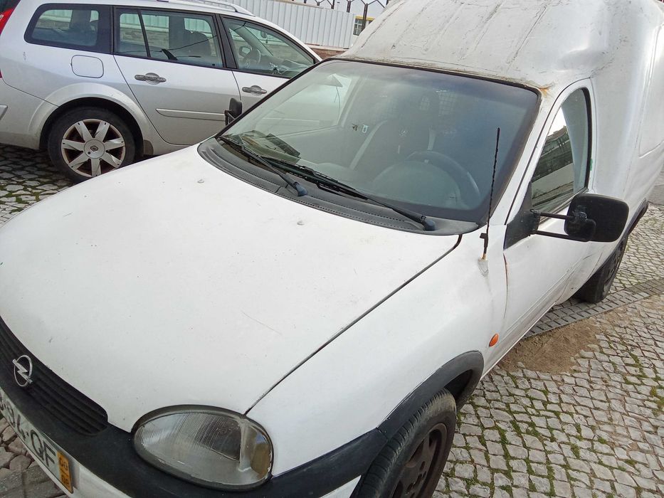Carrinha Opel combo