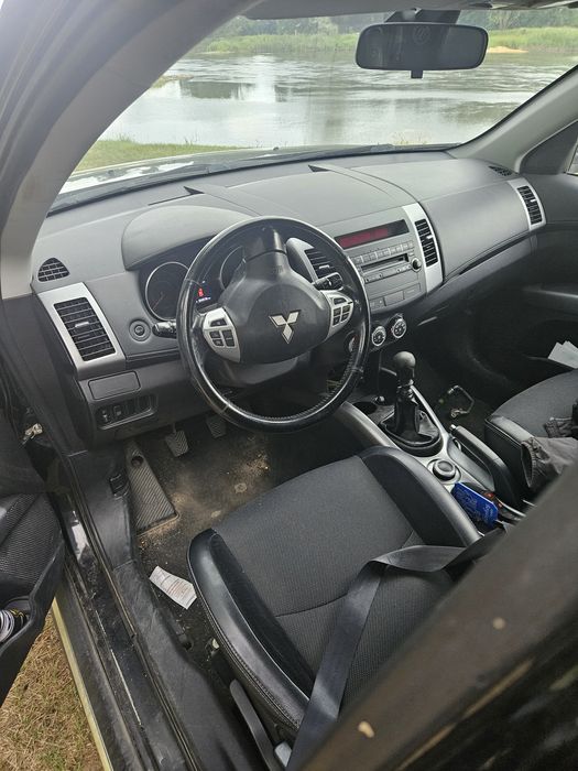 Mitsubishi outlander 2.2