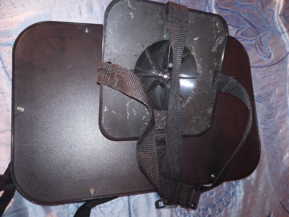 Lustro plastikowe używane 30/20 cm