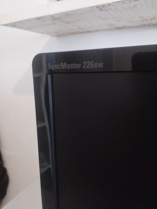 Monitor 50cm SAMSUNG sync master 226BW447424964791511043