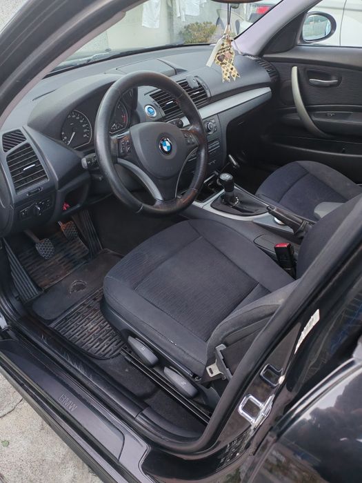 BMW 118d 143cv Preto
