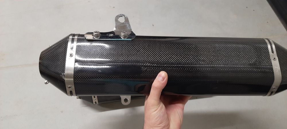 Wydechy sportowe, tłumiki Remus Hexacone carbon