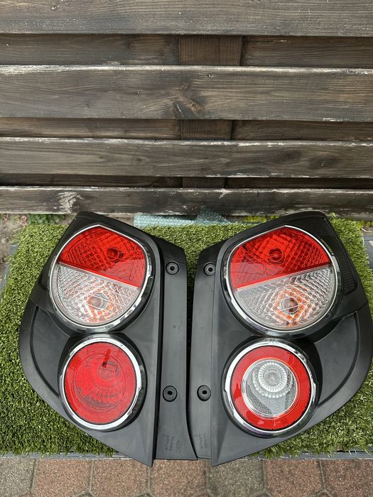 Задні ліхтарі Chevrolet Aveo T300 (ліва + права сторона)