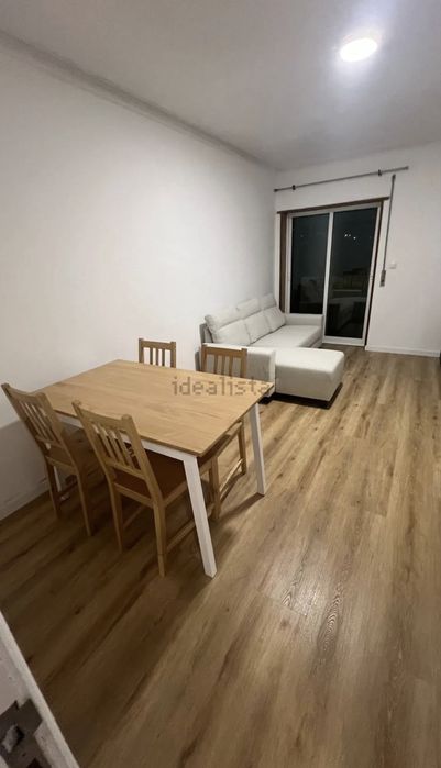 Andar moradia na costa