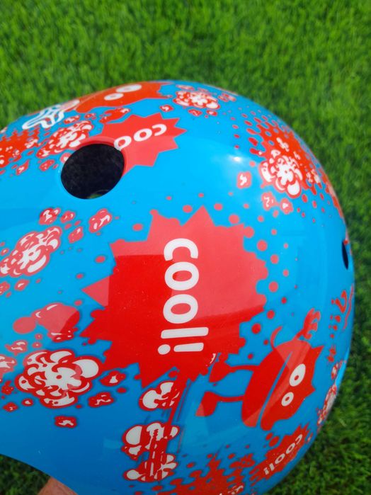 Capacete desportivo para criança
