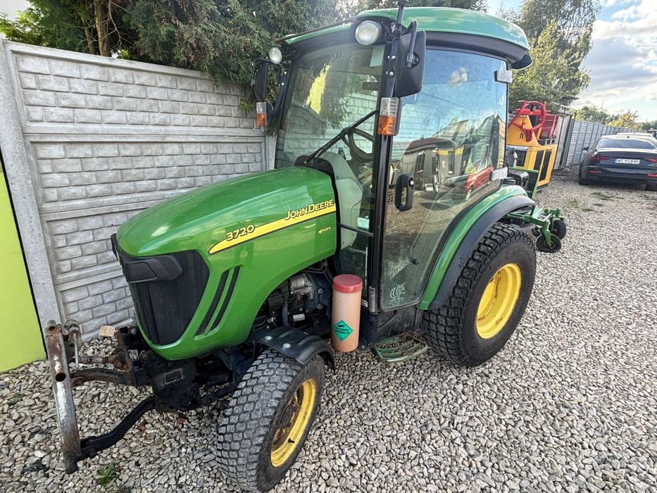 John Deere 3720 Serwis do Końca 2011 Rok Dowód rejestracyjny Oryginał