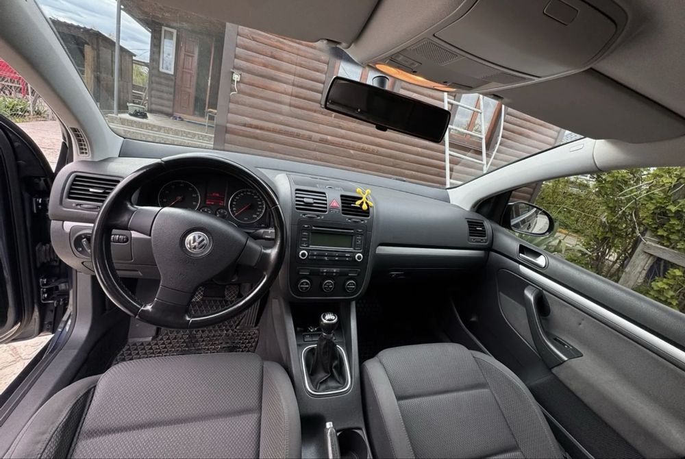 Volkswagen Golf 2005